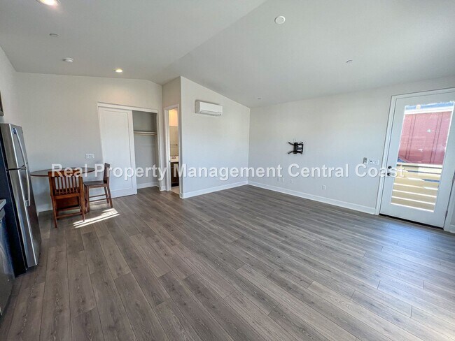 Foto del edificio - 923 Citrus Ct