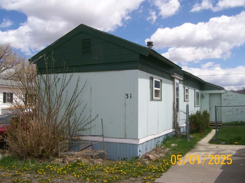 Primary Photo - 13 Travertine Ln