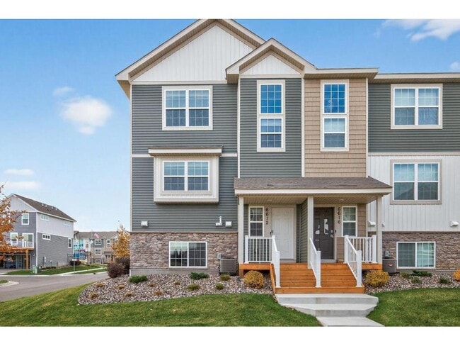 Foto del edificio - 6612 Hinterland Trl S