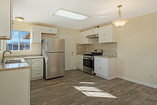 Foto del edificio - 82130 Adobe Rd