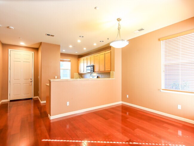 Foto del edificio - 7935 Kipling Cir