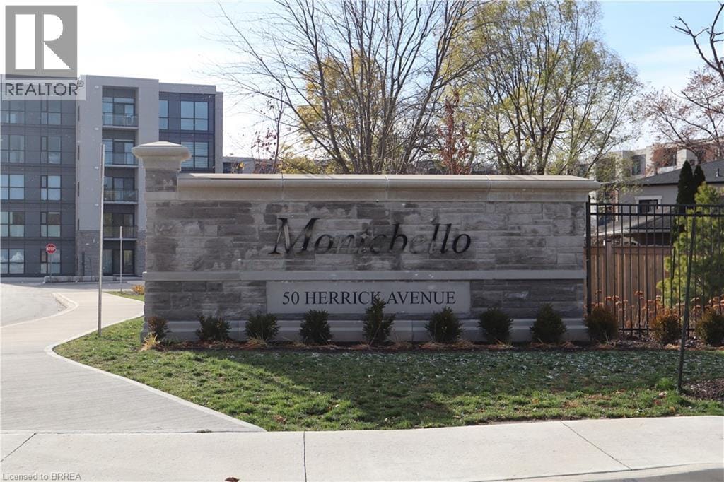 Primary Photo - 50 Herrick Ave