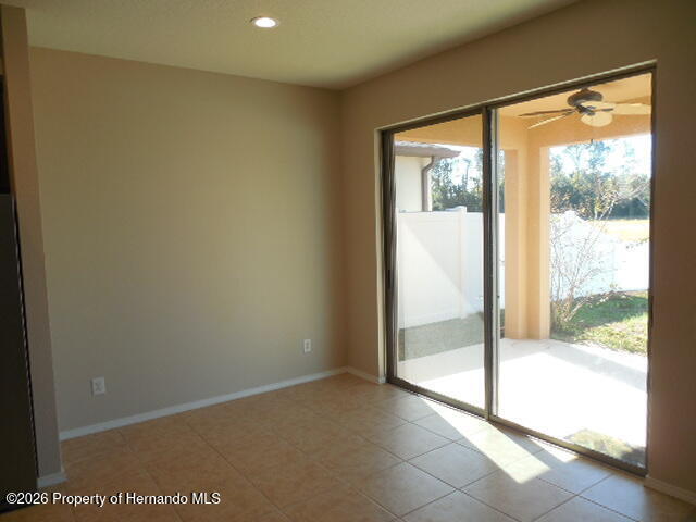 Foto del edificio - 1706 Trillium Blvd