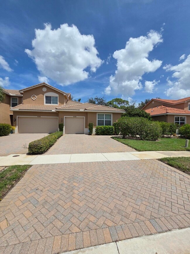 Building Photo - 4365 Colony View Dr