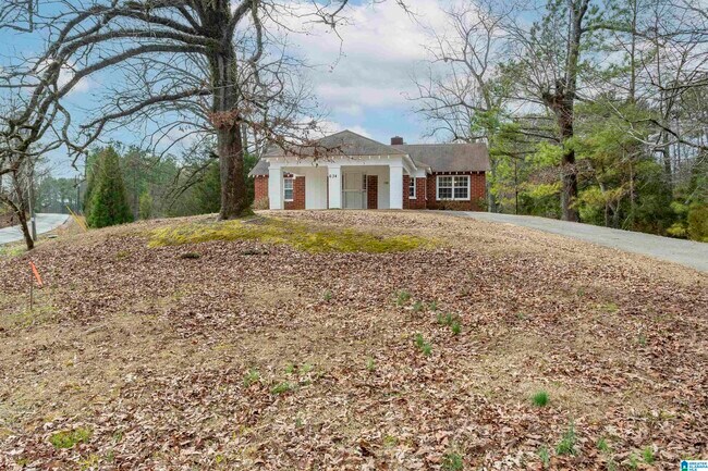 Building Photo - 634 Cahaba River Estates