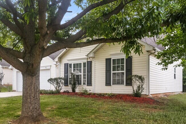 Foto del edificio - 2787 Island Point Dr NW