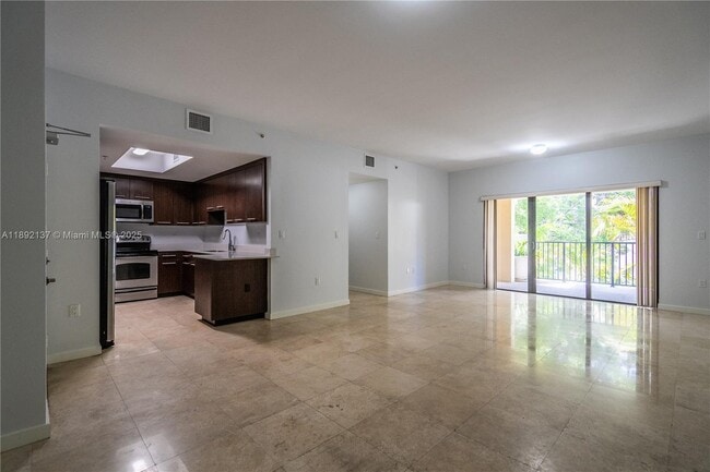 Building Photo - 300 Majorca Ave