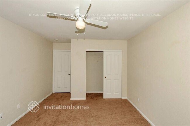 Foto del edificio - 8508 W Gilmore Ave