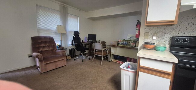 Building Photo - 1 Bed 1 Bath unit