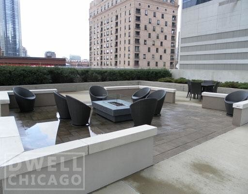 Foto del edificio - 320 N Canal St