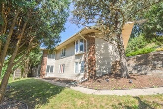 Building Photo - 1723 Teton Ln NE