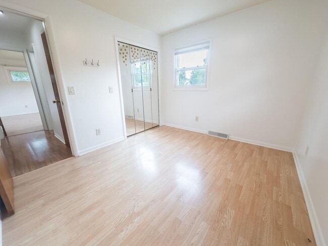 Building Photo - 4281 Wilson Ave SW