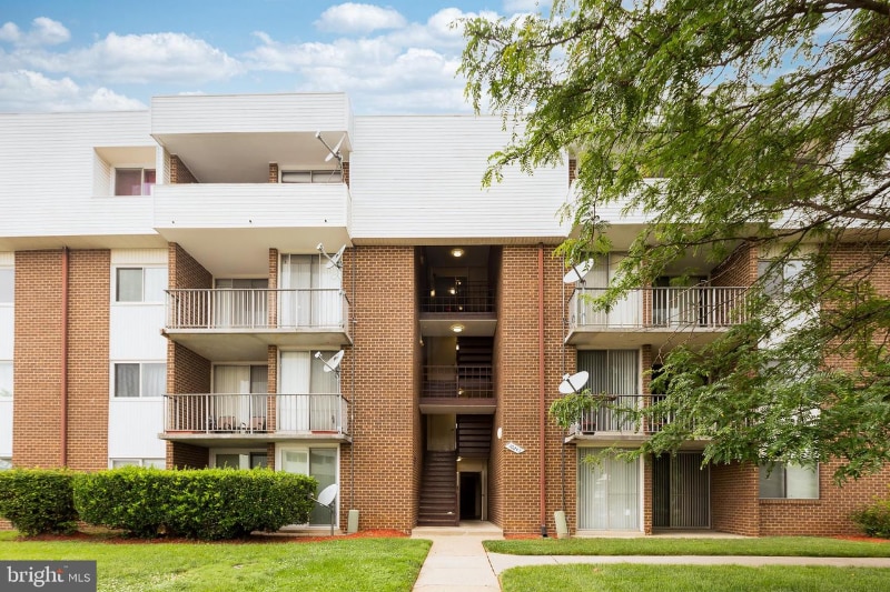 Photo - 10222 Prince Pl (Largo, MD)