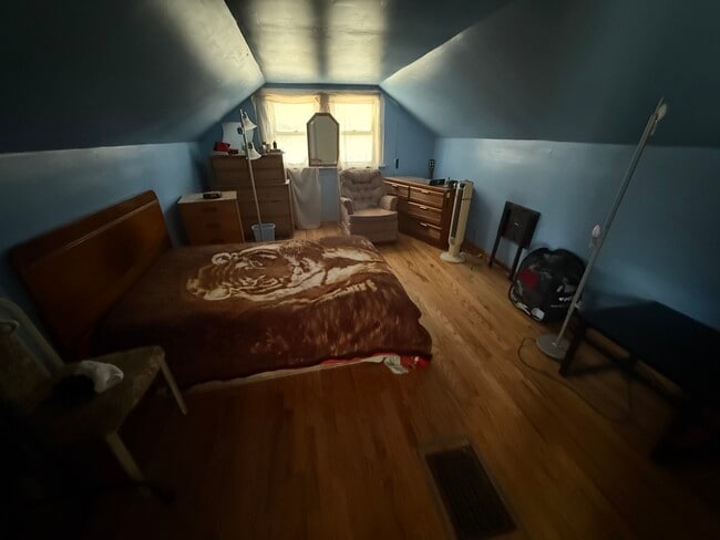 Building Photo - 3439 Harvey Ave