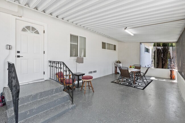 Building Photo - 5590 Shasta Ln