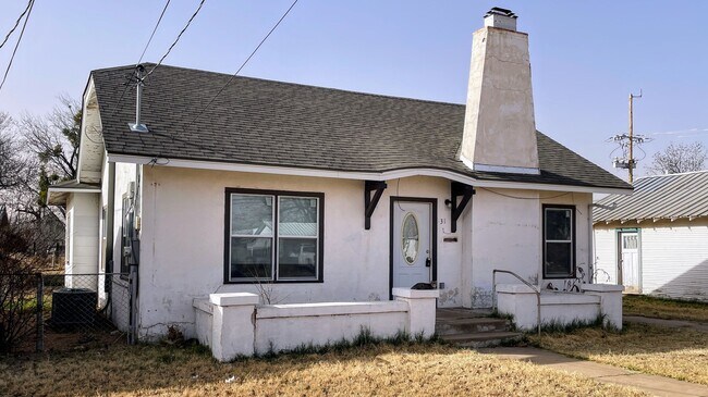 Foto del edificio - Colorado City Contemporary Cottage – Light-Filled 2-Bed Home