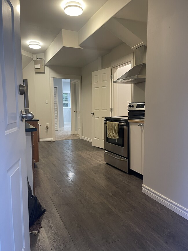 Building Photo - 23849 Zeron Ave