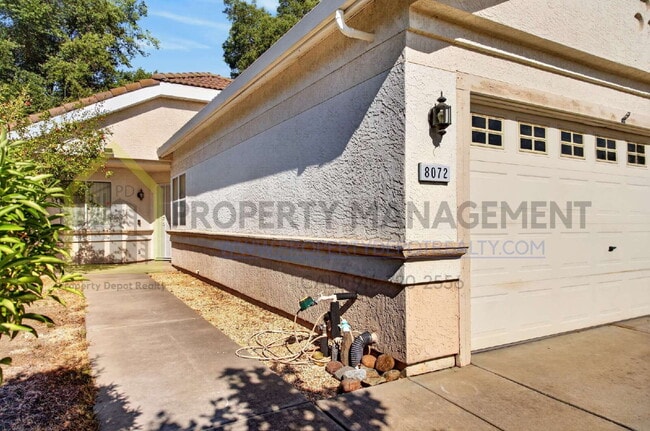 Building Photo - Charming 3-Bedroom Home with 2 Baths