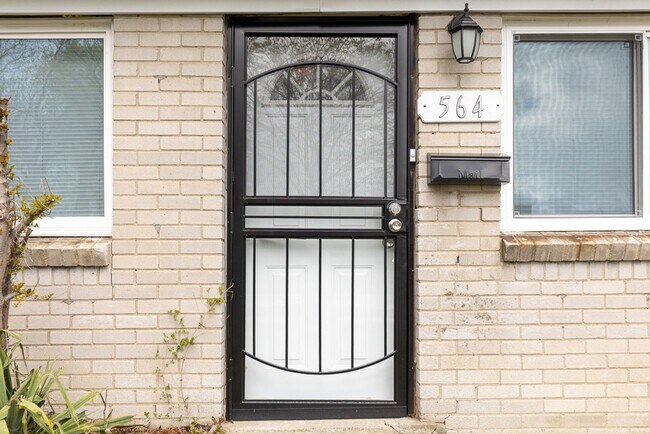 Foto del edificio - 564 Marquette Dr