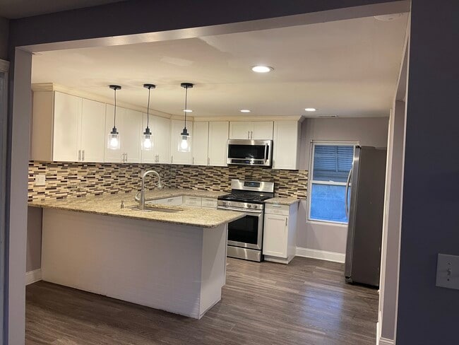 Foto del edificio - 2913 N Narragansett Ave