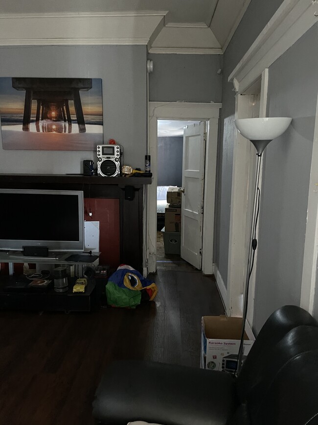 Foto del edificio - 1701 Miramar St