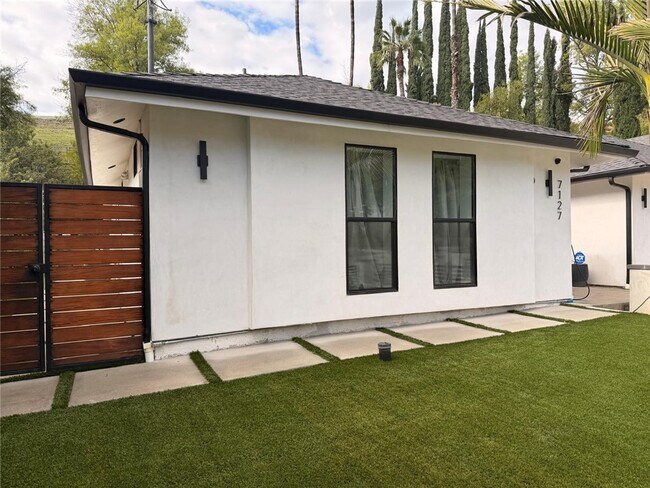 Foto del edificio - 7127 Forest Hills Rd