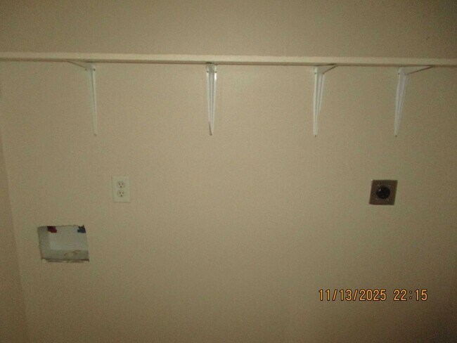 Foto del edificio - 2021 Hidden Ct