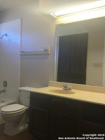 Building Photo - 10603 Starcrest Dr