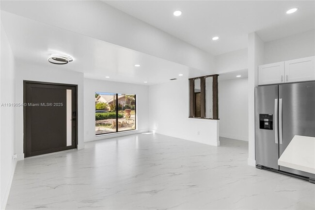 Building Photo - 2149 NW 85th Ln