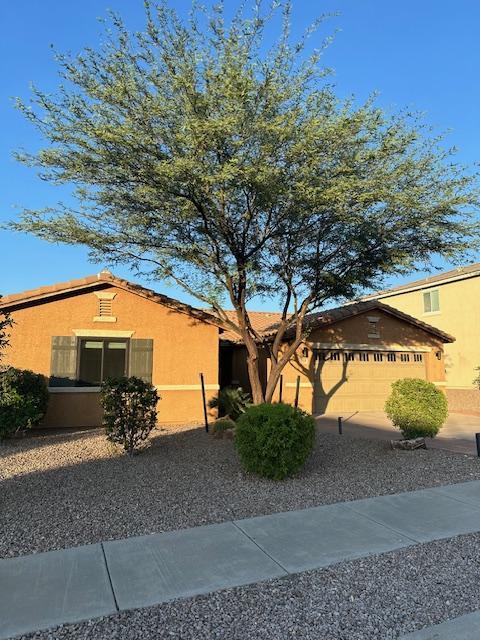 Foto del edificio - 749 S Baker James Cauthen Pl