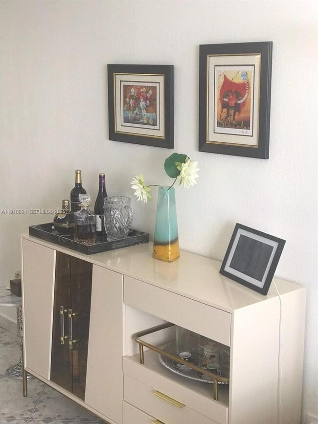 Foto del edificio - 2101 S Ocean Dr