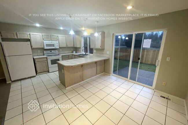 Foto del edificio - 22510 44th Ave Ct E