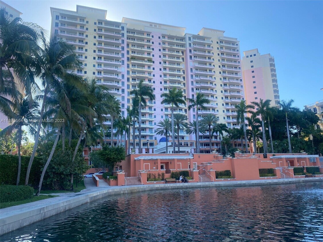 785 Crandon Blvd Unit 1004, Key Biscayne, FL 33149 Condo for Rent in