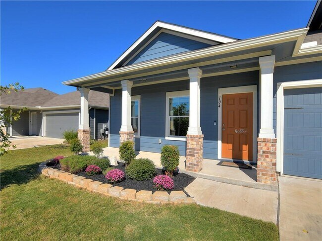 Building Photo - 104 Denton Dr