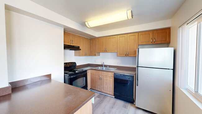 Interior Photo - Rosebeach