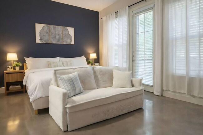 Foto del edificio - 800 Lake Carolyn Pkwy