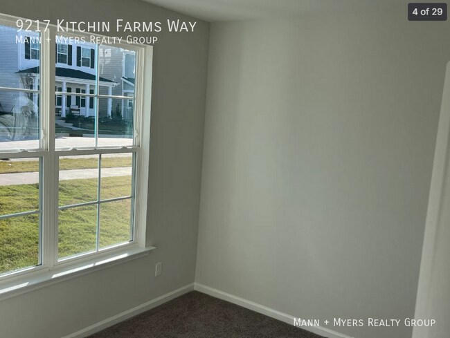 Foto del edificio - 9217 Kitchin Farms Wy