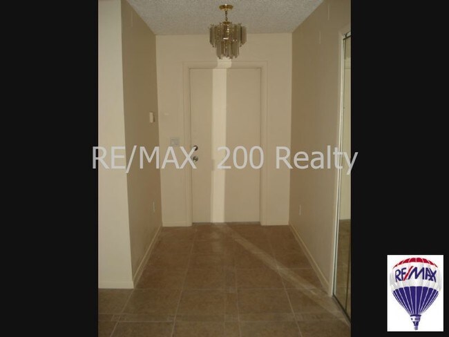 Building Photo - WINTER PARK 4/2 IN BEL AIRE PINES