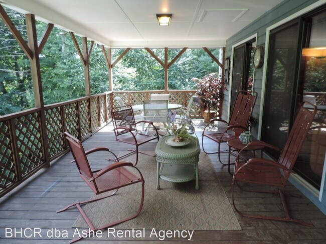 Building Photo - 3 br, 2 bath House - 331 Idlewild Mountain...