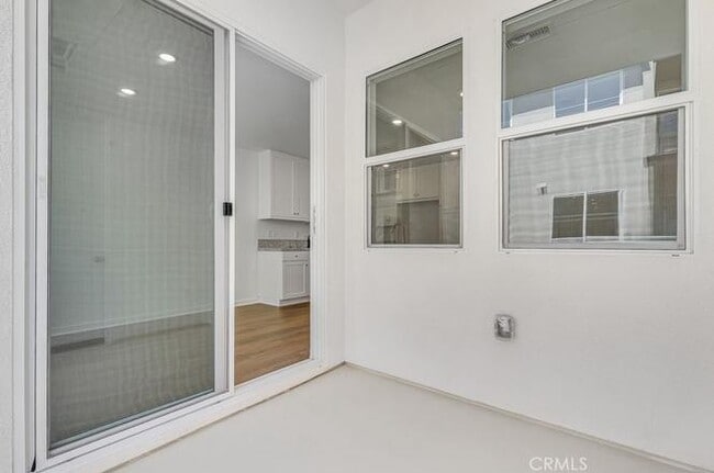 Foto del edificio - TYang