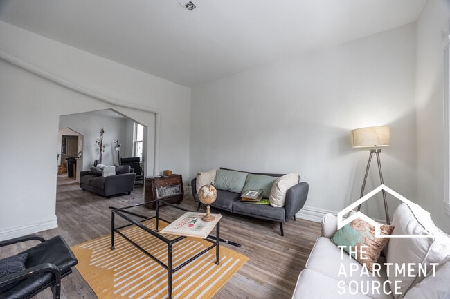 Foto del edificio - 1626 N Fairfield Ave