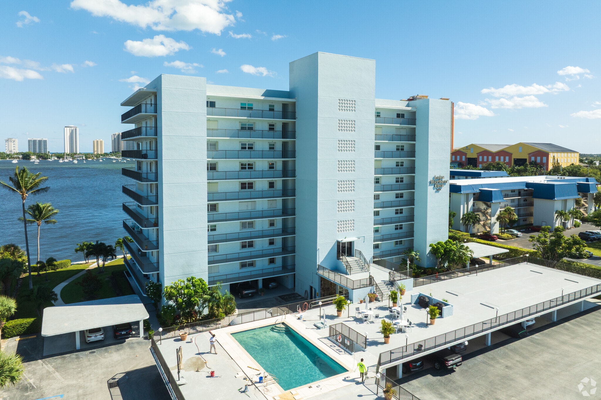 Lake Harbour Cove Condominium