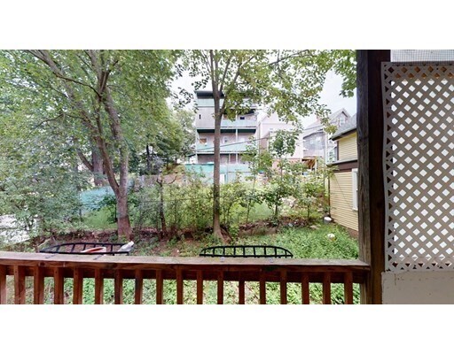 Foto del edificio - 864 Broadway