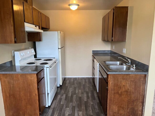 Building Photo - Condo Unit in Kent Available Now!