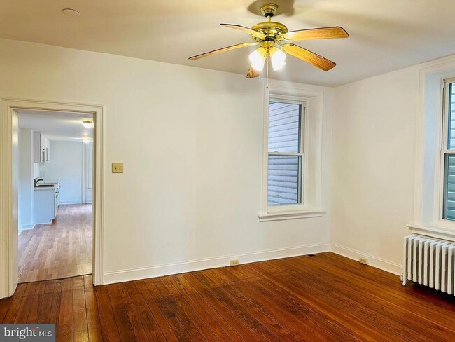 Building Photo - 131 E Antietam St