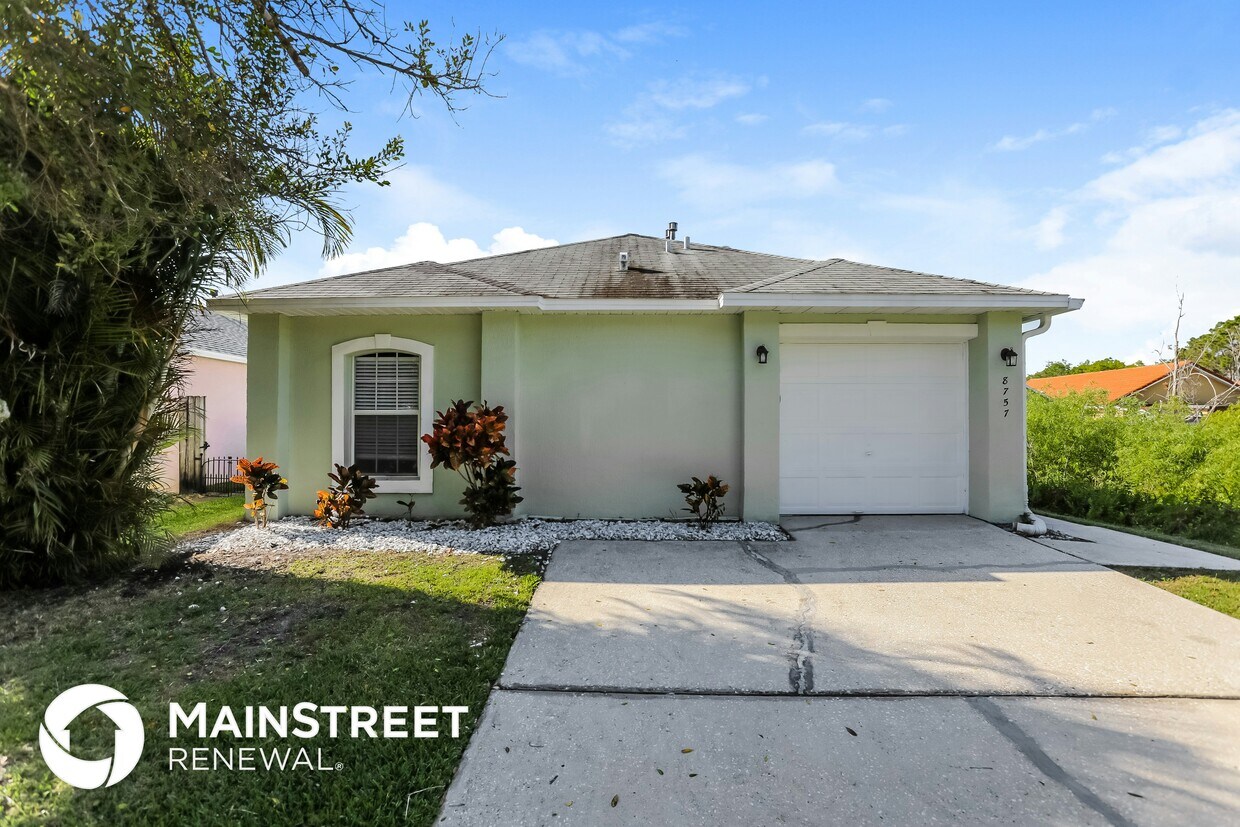 Foto principal - 8757 Claiborne Ct