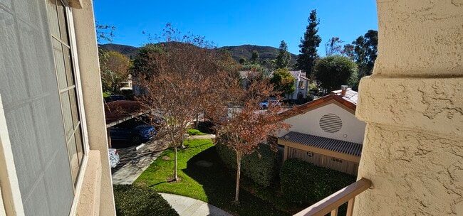 Front Porch View - 13020 Wimberly Sq