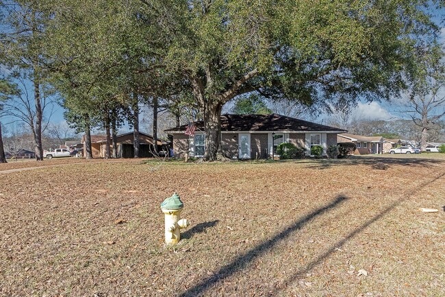 Building Photo - Home for rent in Prattville