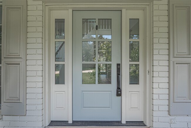 Building Photo - 3 Sandpebble Dr