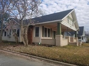 Building Photo - 3495 Ridge Ave